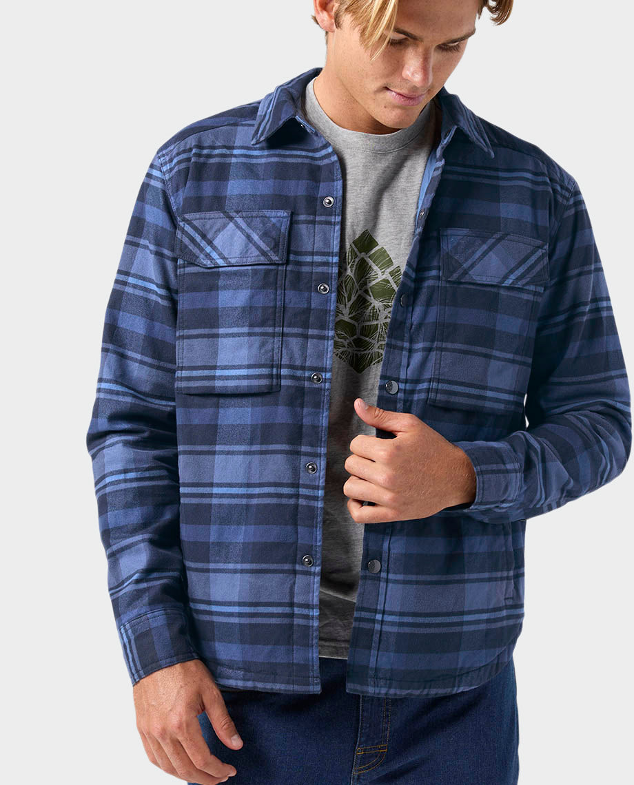 Chemise boutonnée isolée pour hommes