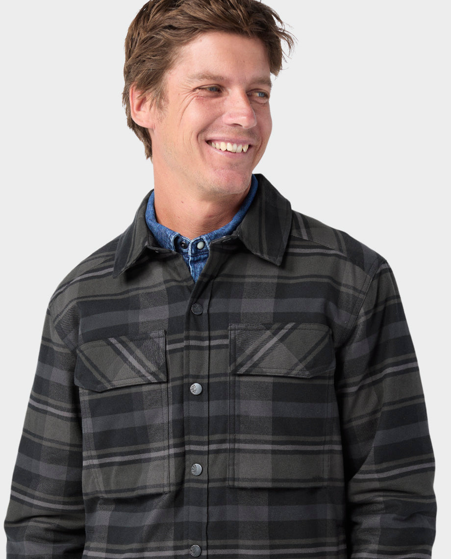 Chemise boutonnée isolée pour hommes