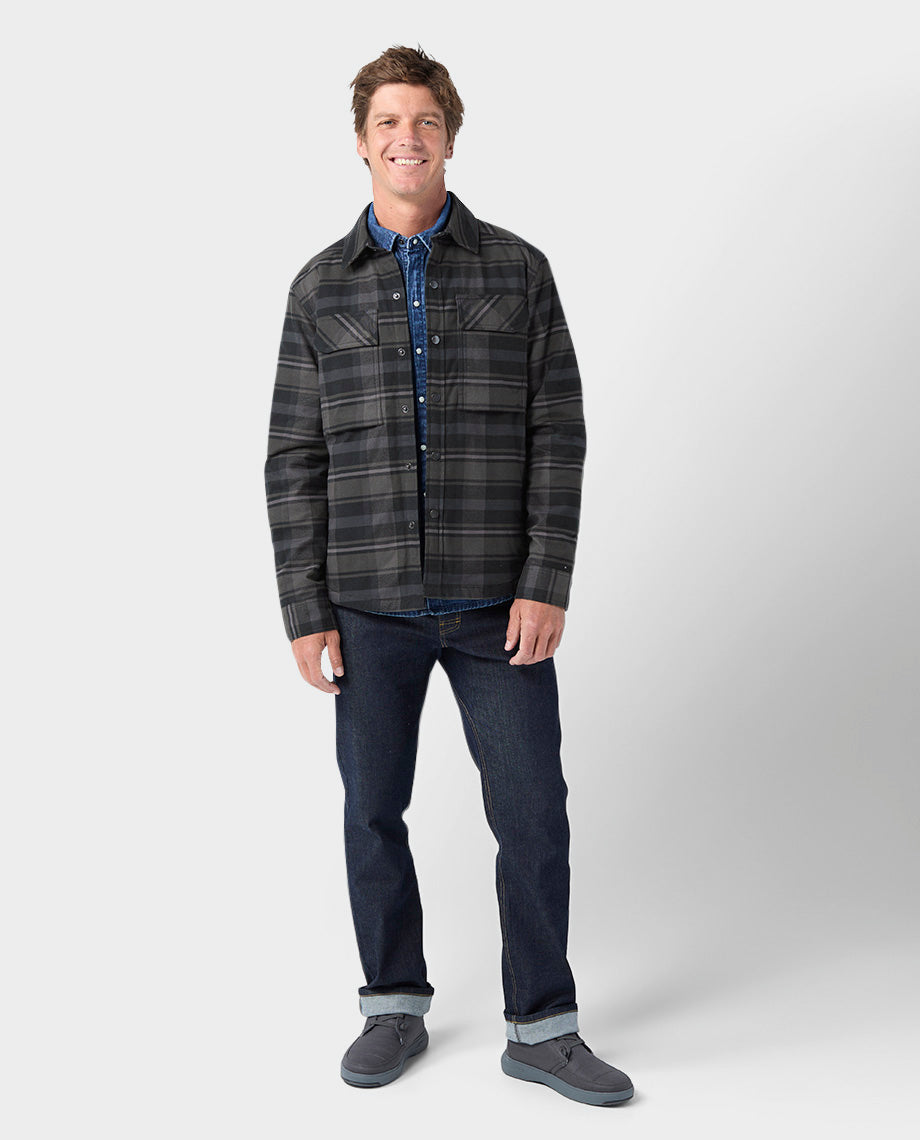 Chemise boutonnée isolée pour hommes